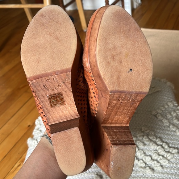FREE PEOPLE Leather Clogs - Picture 8 of 10